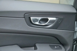 Volvo XC60 Core B5 AWD 2026