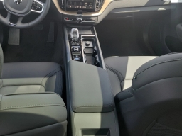 Volvo XC60 Core B5 AWD 2026