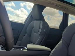 Volvo XC60 Core B5 AWD 2026