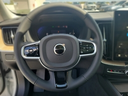 Volvo XC60 Core B5 AWD 2026
