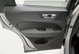 Volvo XC60 Core B5 AWD 2026