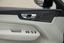 Volvo XC60 Ultra B5 AWD 2026