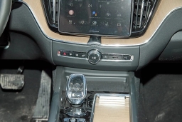 Volvo XC60 Ultra B5 AWD 2026