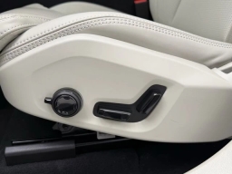 Volvo XC60 Ultra B5 AWD 2026