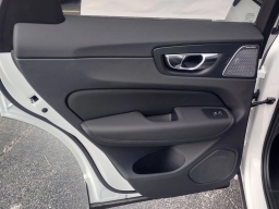 Volvo XC60 Ultra B5 AWD 2026