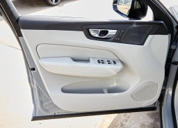 Volvo XC60 Ultra B5 AWD 2026