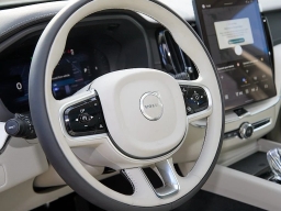 Volvo XC60 Ultra B5 AWD 2026