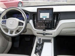 Volvo XC60 Ultra B5 AWD 2026