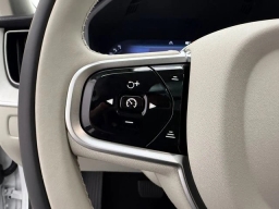 Volvo XC60 Ultra B5 AWD 2026