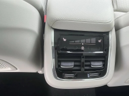 Volvo XC60 Ultra B5 AWD 2026