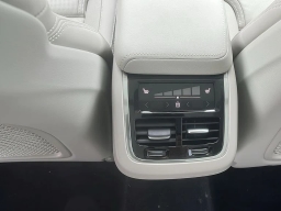 Volvo XC60 Ultra B5 AWD 2026