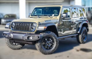 Jeep Wrangler Willys 4 Door 4x4