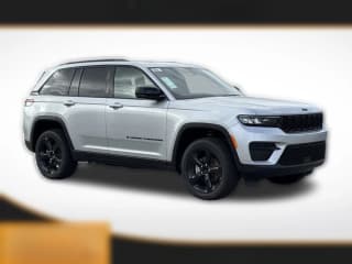Jeep Grand Cherokee Altitude X 4x4