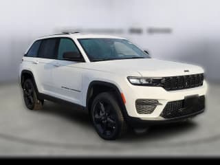 Jeep Grand Cherokee Altitude X 4x4