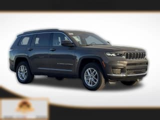 Jeep Grand Cherokee L Laredo X 4x4