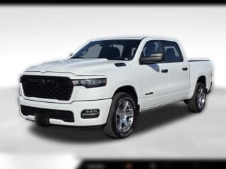 Ram 1500 Express 4x2 Crew Cab 5'7" Box Ram 1500 Express 4x2 Crew Cab 5'7" Box