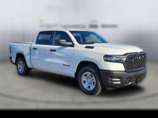 Ram 1500 Tradesman 4x2 Crew Cab 5'7" Box