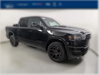 Ram 1500 Laramie 4x2 Crew Cab 5'7" Box Ram 1500 Laramie 4x2 Crew Cab 5'7" Box