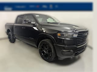 Ram 1500 Laramie 4x2 Crew Cab 5'7" Box