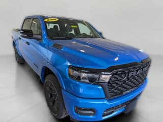 Ram 1500 Big Horn 4x4 Crew Cab 5'7" Box Ram 1500 Big Horn 4x4 Crew Cab 5'7" Box