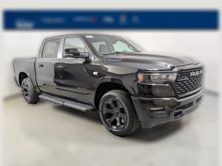 Ram 1500 Big Horn 4x4 Crew Cab 5'7" Box Ram 1500 Big Horn 4x4 Crew Cab 5'7" Box