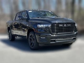 Ram 1500 Laramie 4x4 Crew Cab 5'7" Box