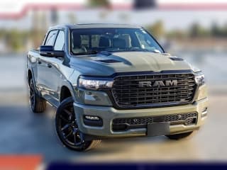Ram 1500 Laramie 4x4 Crew Cab 5'7" Box