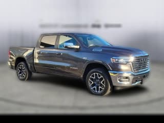 Ram 1500 Laramie 4x4 Crew Cab 5'7" Box