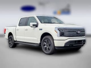 Ford F-150 Lightning LARIAT 4WD SuperCrew 5.5' Box