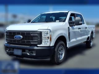 Ford Super Duty F-250 SRW XL 2WD Crew Cab 6.75' Box