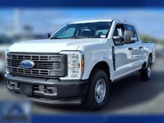 Ford Super Duty F-250 SRW XL 2WD Crew Cab 6.75' Box
