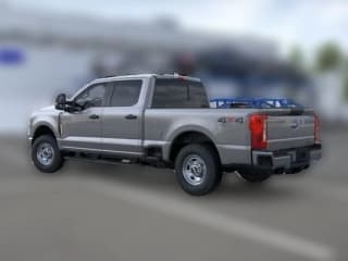 Ford Super Duty F-250 SRW XL 4WD Crew Cab 6.75' Box