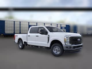Ford Super Duty F-250 SRW XL 4WD Crew Cab 6.75' Box