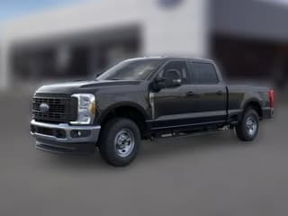 Ford Super Duty F-250 SRW XL 4WD Crew Cab 6.75' Box