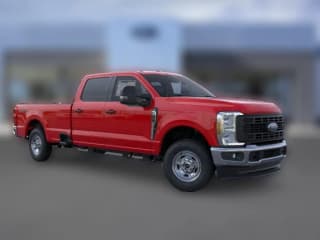 Ford Super Duty F-250 SRW XL 4WD Crew Cab 8' Box