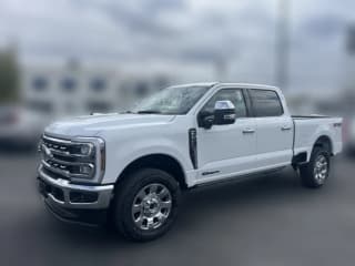 Ford Super Duty F-250 SRW LARIAT 4WD Crew Cab 6.75' Box