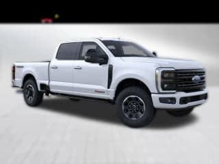 Ford Super Duty F-350 SRW Platinum 4WD Crew Cab 6.75' Box