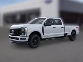 Ford Super Duty F-350 SRW XL 4WD Crew Cab 8' Box