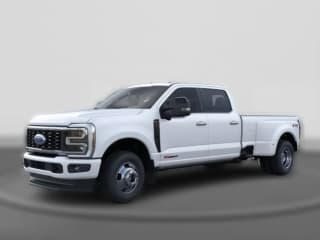 Ford Super Duty F-350 DRW Platinum 4WD Crew Cab 8' Box
