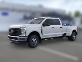 Ford Super Duty F-350 DRW XL 4WD Crew Cab 8' Box