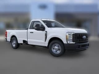 Ford Super Duty F-250 SRW XL 2WD Reg Cab 8' Box