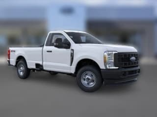 Ford Super Duty F-250 SRW XL 4WD Reg Cab 8' Box