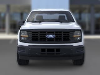 Ford F-150 XL 2WD Reg Cab 8' Box