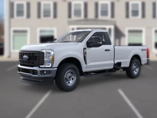Ford Super Duty F-350 SRW XL 4WD Reg Cab 8' Box
