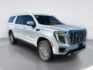 GMC Yukon XL Denali 2WD 4dr