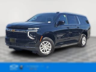 Chevrolet Suburban LS 2WD 4dr
