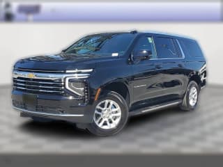 Chevrolet Suburban LT 2WD 4dr