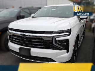 Chevrolet Suburban LS 4WD 4dr