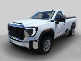 GMC Sierra 3500HD SLE 4WD Reg Cab 142"