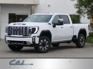 GMC Sierra 2500HD Denali 4WD Crew Cab 159"